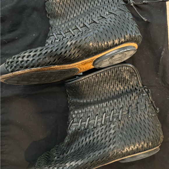 CHANEL Black Leather Flat Ankle Booties SZ: 36.5 - Picture 5 of 8